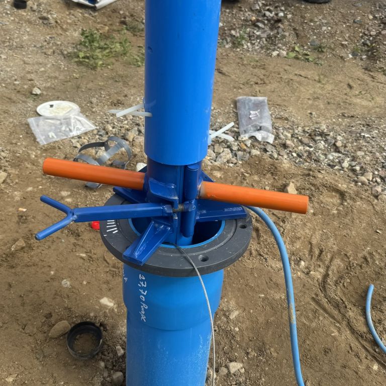 BV Schloen PV-Anlage 2 Stück Löschbrunnen DN 175 Ausbau mit Unterwasserpumpe